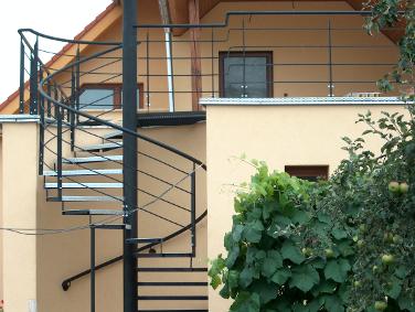 doplnkove stavebne ocelove konstrukci zabradlie a schodisko